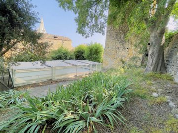 1 - Labastide-de-Virac, House