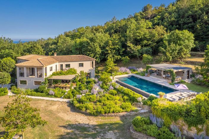 Image No.1-Maison de 6 chambres à vendre à Châteauneuf-Grasse