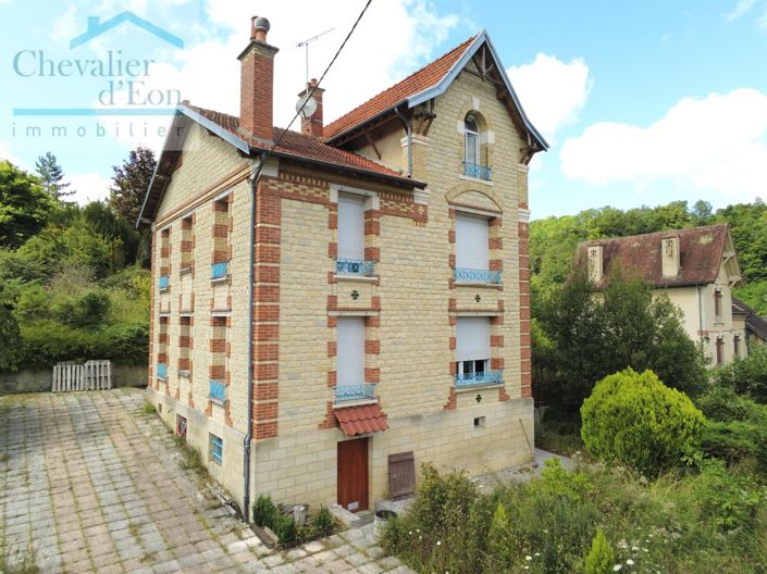 Image No.1-Maison de 6 chambres à vendre à Yonne