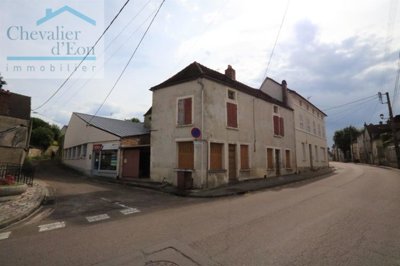 1 - Ancy-le-Franc, House