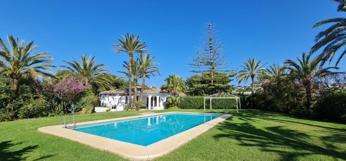 Image No.1-6 Bed Villa / Detached for sale