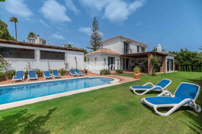 Image No.1-4 Bed Villa for sale