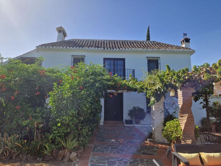 Image No.1-5 Bed Finca for sale