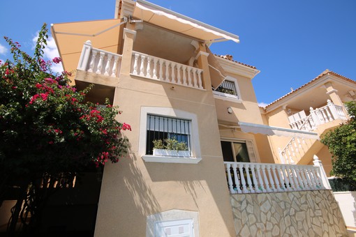 Image No.1-3 Bed Villa for sale