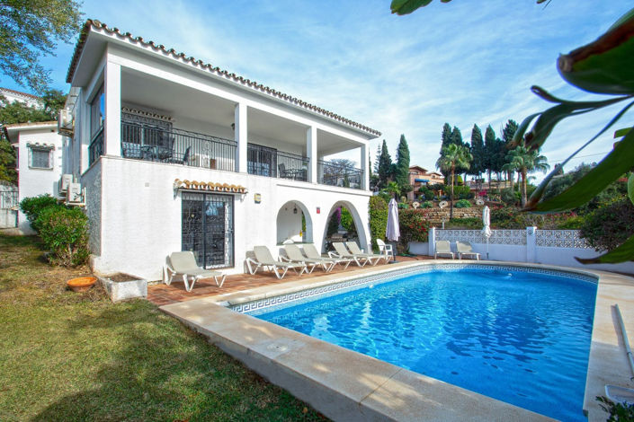 Image No.1-Villa de 5 chambres à vendre à Marbella