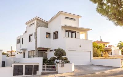 643553-detached-villa-for-sale-in-select-location_orig