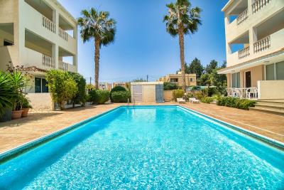 584478-apartment-for-sale-in-kato-paphos-universal_orig