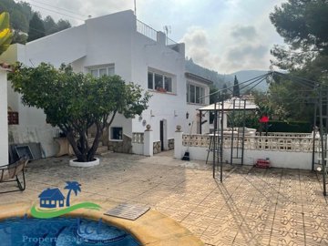 1108-villa-for-sale-in-orba-662006-large