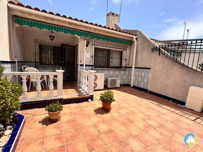 Image No.1-2 Bed House/Villa for sale