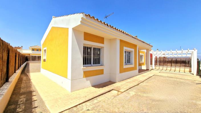 Image No.1-3 Bed Villa for sale