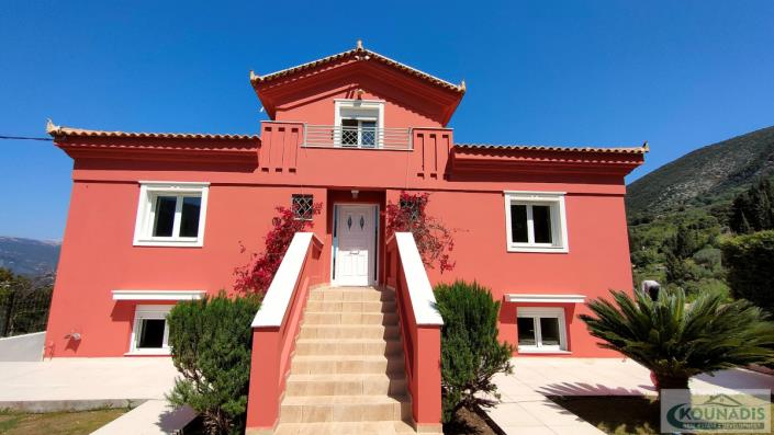 Image No.1-6 Bed Villa for sale