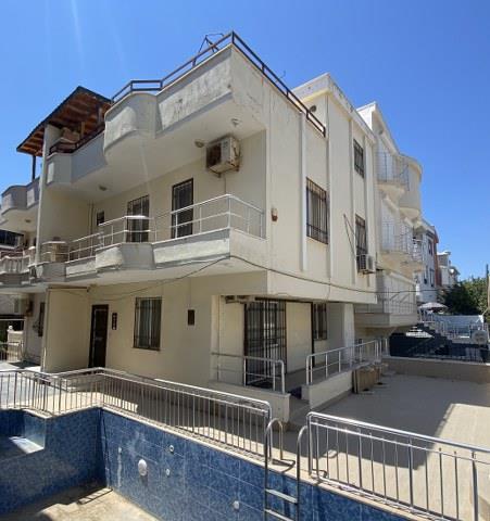 Image No.1-4 Bed House/Villa for sale