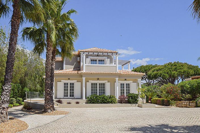 Image No.1-4 Bed Villa for sale