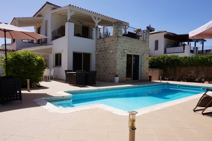 Image No.1-3 Bed Villa for sale