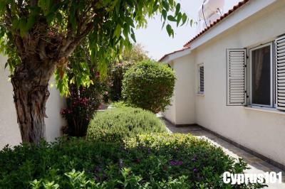 11-Peyia-bungalow-on-a-large-plot-with-panoramic-views-Property-1246