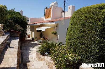 11-Kamares-home-with-magnificent-views-Property-1256