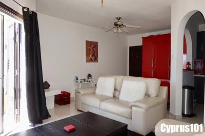 7-Kato-Paphos-well-presented-apartment-Property-1259