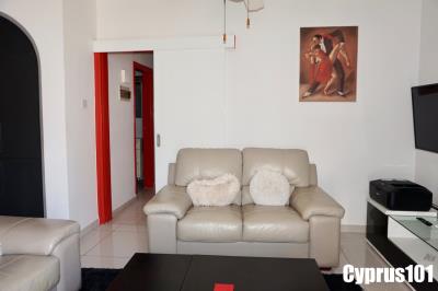 14-Kato-Paphos-well-presented-apartment-Property-1259