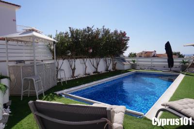 5-Tala-4-bedroom-home-with-sea-views-Property-1276---Copy