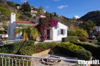 1-kamares-stunning-2-bedroom-bungalow-on-generous-1000-sqm-plot-with-amazing-sea-views--mls-1287