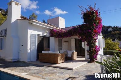 14-kamares-stunning-2-bedroom-bungalow-on-generous-1000-sqm-plot-with-amazing-sea-views--mls-1287