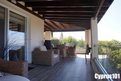 10-Kamares-bungalow-with-stunning-views-Property-1284