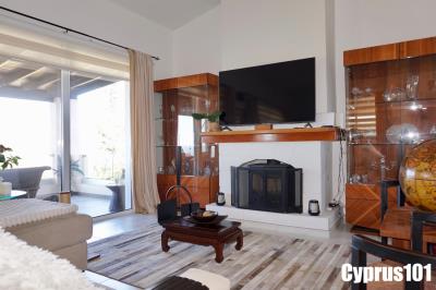 13-Kamares-bungalow-with-stunning-views-Property-1284