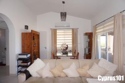 14-Kamares-bungalow-with-stunning-views-Property-1284