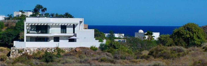 Image No.1-4 Bed Villa for sale