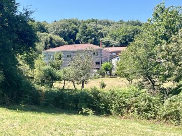 1 - Bande, Country House