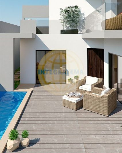 Image No.1-3 Bed Villa for sale