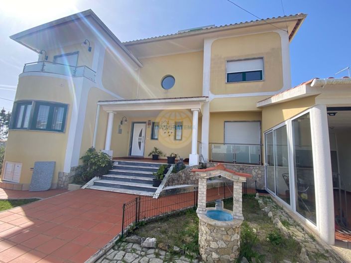 Image No.1-4 Bed Villa for sale