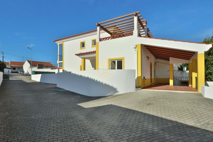 Image No.1-3 Bed Villa for sale