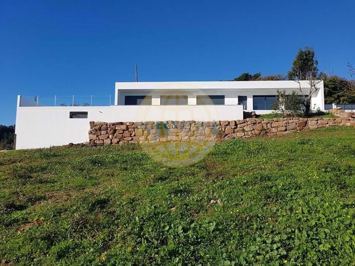 Image No.1-3 Bed Villa for sale