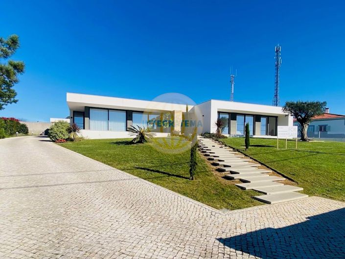 Image No.1-Villa de 4 chambres à vendre à Obidos