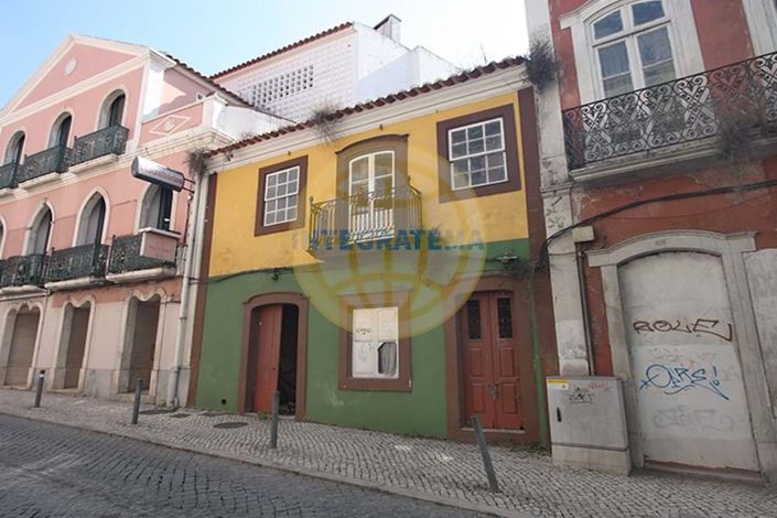 Image No.1-Propriété de 6 chambres à vendre à Caldas da Rainha