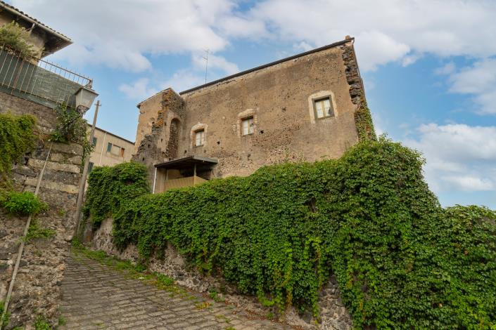 Image No.1-Châteaux de 5 chambres à vendre à Sicile