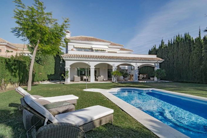 Image No.1-Villa de 4 chambres à vendre à Marbella