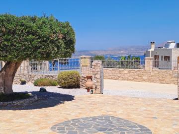 Hania-for-sale-villa-in-Drapanos-Apokoronas--4-