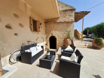 Hania-for-sale-stone-house-in-Sellia--5-