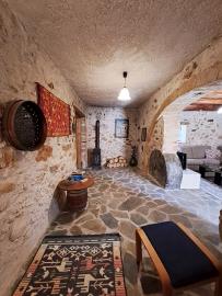 Hania-for-sale-stone-house-in-Sellia--10-