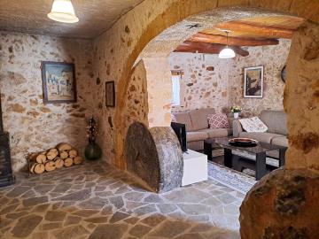 Hania-for-sale-stone-house-in-Sellia--16-