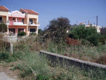 1 - Chania, Plot