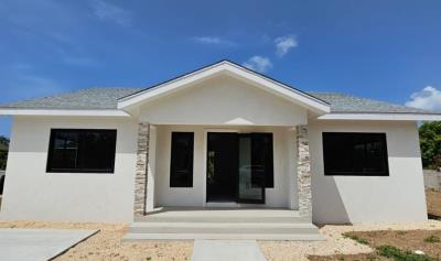 1 - Grand Cayman, House