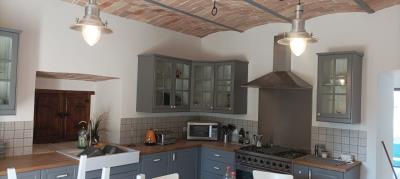 Kitchen--3-