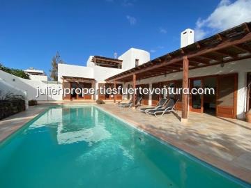 fuerteventura-estate-agent-house-for-sale-immobilien-immobiliare-inmobiliaria-agence-immobiliere-achat-maison-julien-1