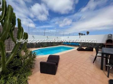 fuerteventura-real-estate-agent-purchase-inmobiliaria-compra-venta-immobilien-immobiliare-agence-immobilier-achat-vente-julien-2