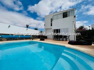 fuerteventura-real-estate-agent-purchase-inmobiliaria-compra-venta-immobilien-immobiliare-agence-immobilier-achat-vente-julien-3