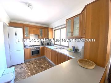 fuerteventura-real-estate-agent-purchase-inmobiliaria-compra-venta-immobilien-immobiliare-agence-immobilier-achat-vente-julien-9