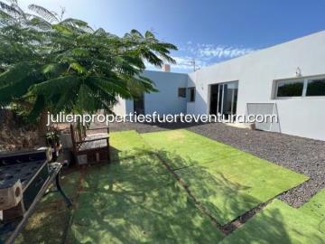 fuerteventura-apartment-forsale-propertu-estate-agent-inmobiliaria-immobilien-comprar-apartamento-agence-immobiliere-immobiliare-julien-3